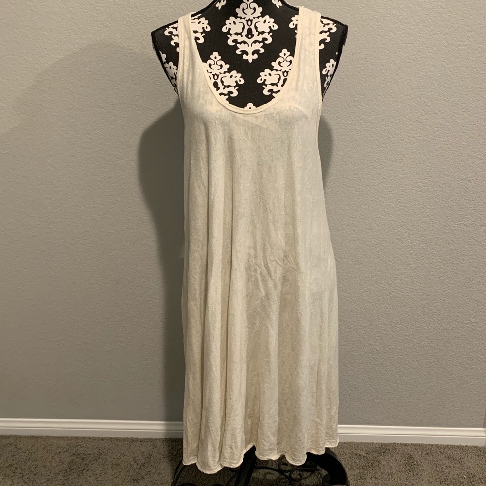 Alice & Olivia white shimmery dress